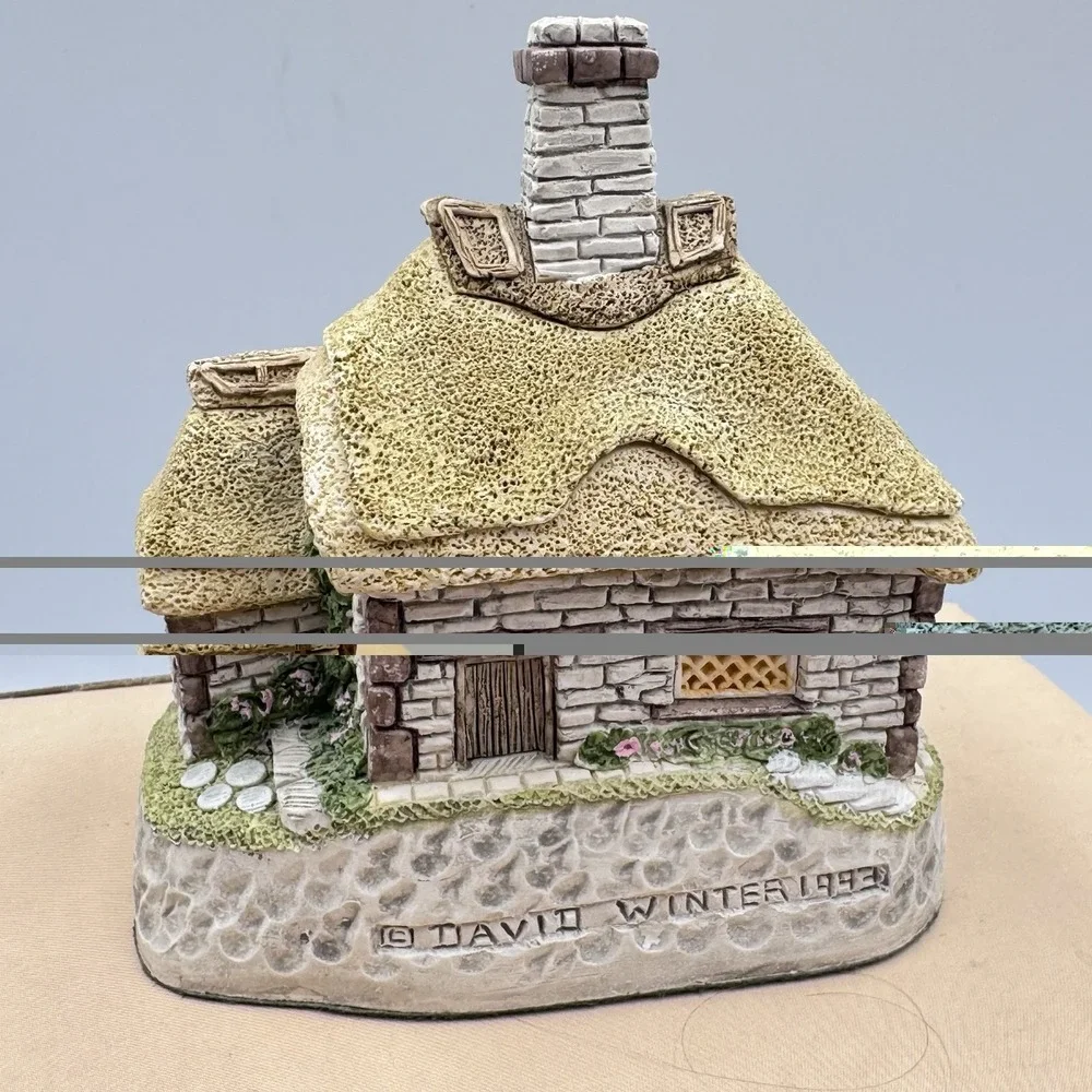 Vintage David‎ Winter Glebe Cottage Miniature Figurine 1993 Village House w/ Box